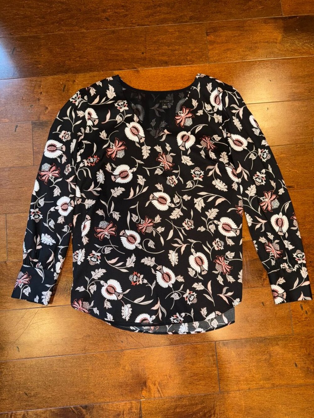 Ann Taylor Floral Shirt Medium